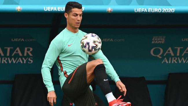 Madre de Ronaldo: Se espera que anote un gol antes de jugar otros tres a ños contra Hungría