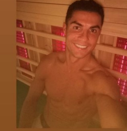 Ronaldo 's Social Media sauna
