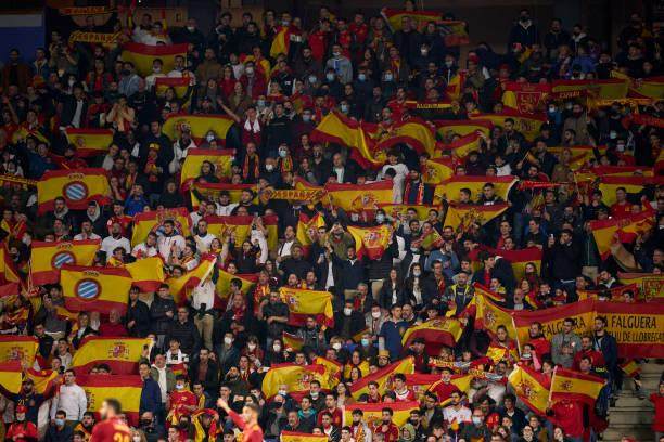 España vuelve a jugar en gatai 18 años después con el pleno apoyo de los fans