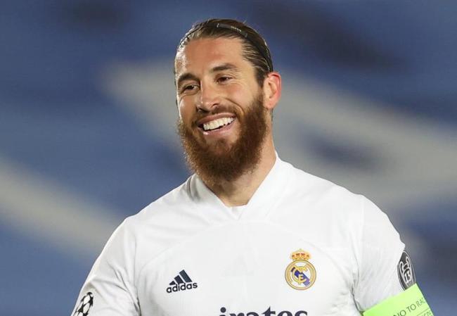 Ramos ha dicho a sus compañeros de equipo que se unirá a París