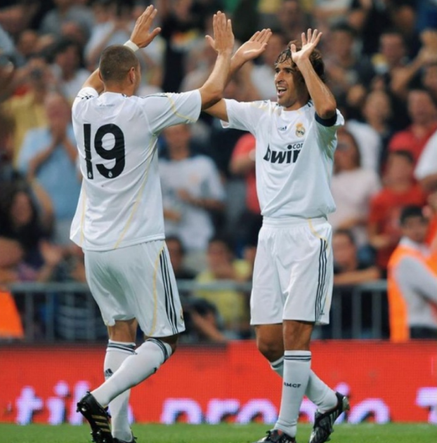 Raúl felicita a Benzema por anotar más goles en la Champions League que él: Eres una leyenda